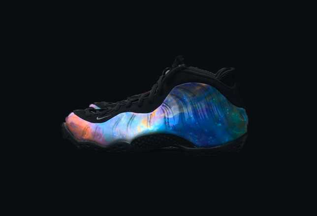 耐克银河喷2.0实物图  Nike Air Foamposite One PRM “Galaxy 2.0” 发售信息