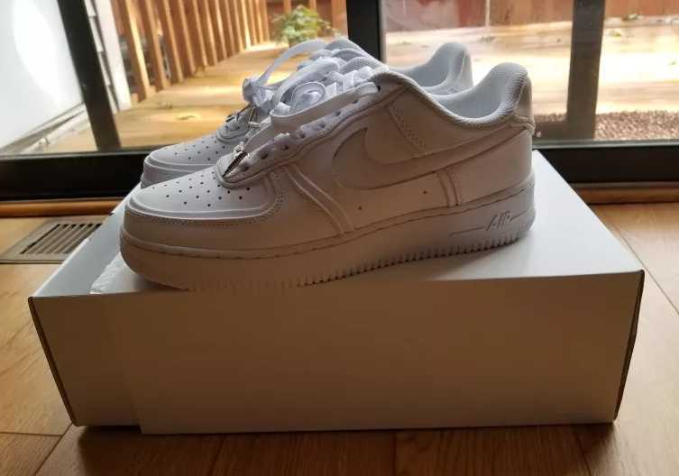 af1 john elliott