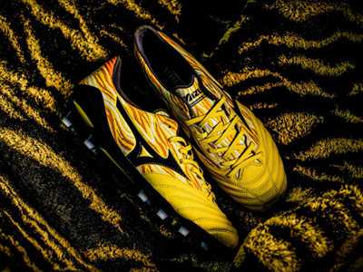 美津浓发布Morelia Neo II “Korean Tiger”足球鞋